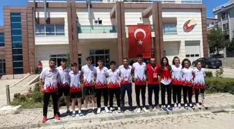 Melikgazi'nin 10 badminton sporcusu milli takına seçildi