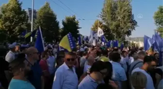 SARAYBOSNA - Bosna Hersek'te 'dayatma seçim yasası' protestosu