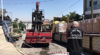 FORKLİFTİN ALTINDA KALAN OPERATÖR HAYATINI KAYBETTİ