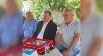 Şehit babası Civelek, Vali Kaldırım'ın ziyaretinde Kur'an-ı Kerim okudu