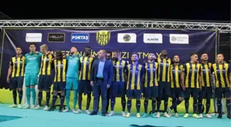 Ankaragücü'nde yeni transferler için imza töreni düzenlendi