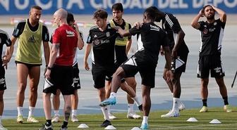Beşiktaş, İspanya'da oynadığı 2 hazırlık maçını da kaybetti