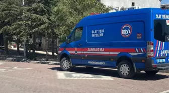 1 kişiyi öldürüp 2 kişiyi de yaralayan katil zanlısını teslim olmaya astsubay oğlu ikna etti