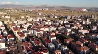 Yolda 30 bin lira bulan vatandaş kamera şakası sandı! Gerçeği anlayınca polise gitti
