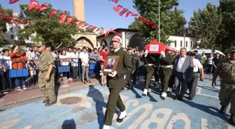 Son dakika haber! KAHRAMANMARAŞ - Şehit Piyade Uzman Çavuş Mehmet Burak Keçe son yolculuğuna uğurlandı