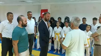 Kütahya haberleri! AK Parti Kütahya Merkez İlçe Başkanlığı'ndan Kapalı Spor Salonu'na ziyaret