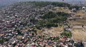 İzmir haberleri... Dünya mirası adayı İzmir Tarihi Liman Kenti'ndeki 'Smyrna', FPV dron ile görüntülendi (1)