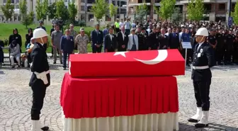 Beyin kanaması sonucu hayatını kaybeden polis memuru için tören düzenlendi