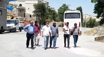 Kaymakam Maraşlı, 'En iyi Turizm köyü' Mustafapaşa köy meydanında incelemelerde bulundu