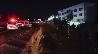 Tekirdağ haberleri... Tekirdağ'da fabrika bahçesine devrilen otomobilin alkollü sürücüsü yaralandı