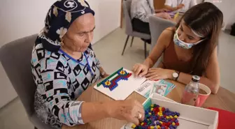 Alzheimer Yaşam Merkezi Eğitime Devam Ediyor