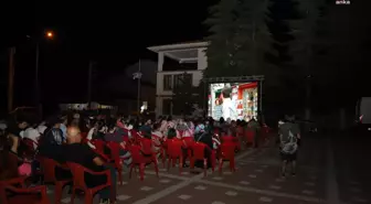 Eskişehir yerel: Eskişehir'de 'Açık Hava Sinema Geceleri' Devam Ediyor