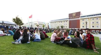 İstanbul Aydın Üniversitesi özel mi, devlet üniversitesi mi?