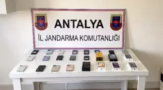 Son dakika haberleri! Alanya'da jandarmadan kaçak telefon operasyonu