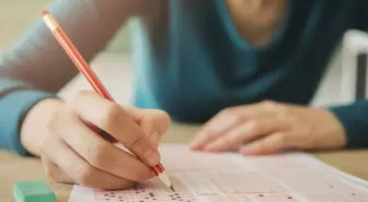 Yediiklim Yayınevi'nde eğitim alan öğrencilerin KPSS'deki cevap anahtarları incelemeye alındı