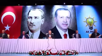 Cumhurbaşkanı Erdoğan partililerle bir araya geldi