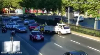 Sarıyer'de bir motorcu, tartıştığı taksiciyi durdurmak için kaputta yolculuk yaptı