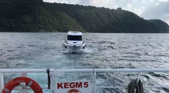 Beykoz açıklarında sürüklenen tekne kurtarıldı