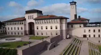 Koç Üniversitesi Bölümleri
