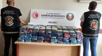 Gümrük Muhafaza ekipleri 226,9 kg esrar ile 246,8 kg kokain ele geçirdi