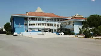 İzmir haber! Karşıyaka Belediyesi, Yıkım Kararı Verilen Atakent Anadolu Lisesi İçin Bilimsel Raporları İstedi