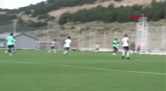 Afjet Afyonspor hazırlık maçında MC Alger ile berabere kaldı