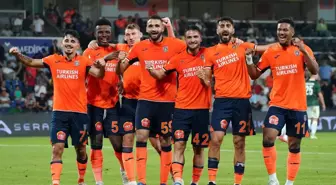 Medipol Başakşehir, UEFA Avrupa Konferans Ligi'nde play-off turuna yükseldi