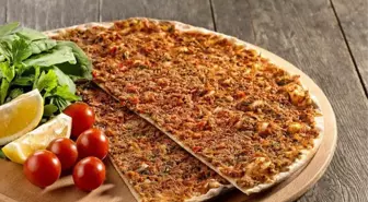 İstanbul'da lahmacun fiyatı tartışması patladı, iki ilçe arasındaki fark dudak uçuklatıyor