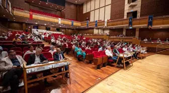 İzmir haberi... İzmir'de meclisin gündemi toplu ulaşım tarifesi oldu