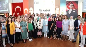 İzmir haberi... İzmir'de AK Kadın Zirvesi