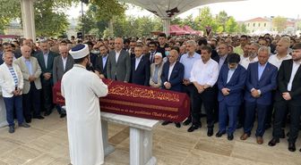 Mustafa Karahasanoğlu son yolculuğuna uğurlandı