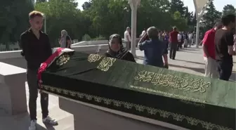 Son dakika gündem: Kadıköy'de öldürülen Elif Mihriban Arduç son yolculuğuna uğurlandı