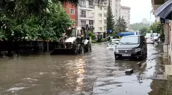 İSTANBUL- Sağanak yağış su baskınlarına yol açtı (6)