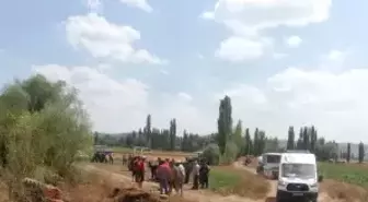 Tokat'ta devrilen traktördeki 2 kişi yaralandı