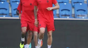 Medipol Başakşehir, Antwerp maçına hazır