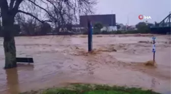 Yeni Zelanda'da sel nedeniyle OHAL ilan edildi200 ev tahliye edildi