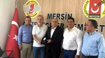 Son dakika haber... Mersin Emniyet Müdürü Aslan, gazetecilerle bir araya geldi