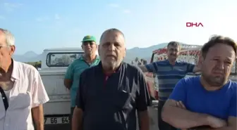 TOZDAN RAHATSIZ OLAN MAHALLELİ, YOL KAPATTI