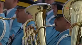 Cumhurbaşkanlığı Tüfekli Gösteri Bölüğü ve Mehteran Birliği'nden görkemli gösteri