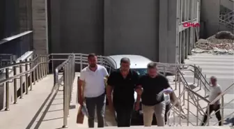 EKMEK ARASINDA SAKLADIĞI SİLAHLA GARSONU VURDU, MEKAN SAHİBİNİN KARDEŞİ DE ONU