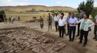 Tunceli haber: Tunceli Valisi Özkan, Tozkoparan Höyüğü'ndeki kazı çalışmalarını inceledi