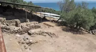 Balıkesir haber! BALIKESİR - Antandros Antik Kenti'ndeki kazılarda 2 bin 350 yıllık Kibele Heykeli'ne rastlandı