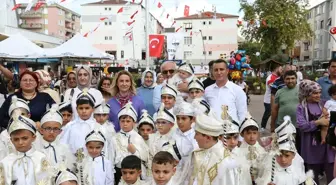 Kocaeli yerel haberi: Derince'de coşkulu sünnet şöleni