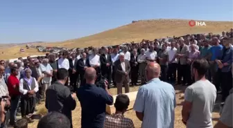 Türkiye'yi yasa boğan kazada ölen 20 kişi toprağa verildi