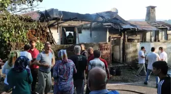 Son dakika haberi! YANAN EVİNDE GAZDAN ZEHİRLENEREK ÖLDÜ