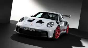 Adrenalin makinesi yenilendi: Porsche 911 GT3 RS