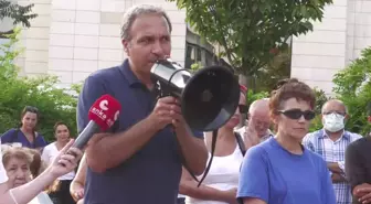 'Ot Biçme' Gerekçesiyle Validebağ Korusu'na Giren Üsküdar Belediyesi Protesto Edildi: 'Validebağ Korudur Koru Kalacak'