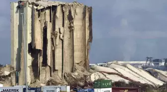 Beyrut Limanı'ndaki silonun kuzey kısmı tamamen yıkıldı