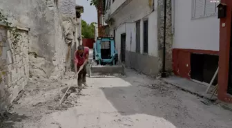 Aydın yerel haberleri... Kuşadası Belediyesi 'Eski Kuşadası'nı Yeniliyor