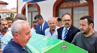 Son dakika haberi | Vali Kızılkaya, huzurevi sakinlerinden Mehmet Uslu'nun cenazesine katıldı